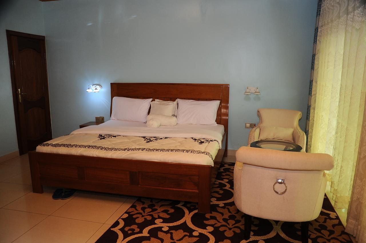Modern Villa Hotel 基加利 外观 照片